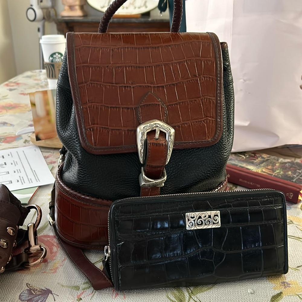 Brown and black leather bag, gray condition